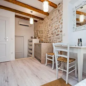 Apartment And Ca' 3 Vie, Rovinj